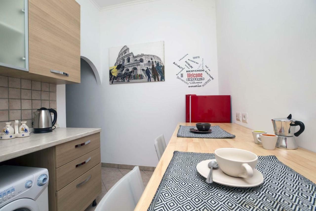 Il Cortiletto Di Via Tuscolana Apartment Rome Exterior photo